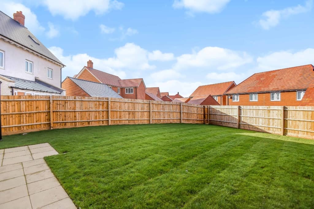 Plot-31-witney-rear1