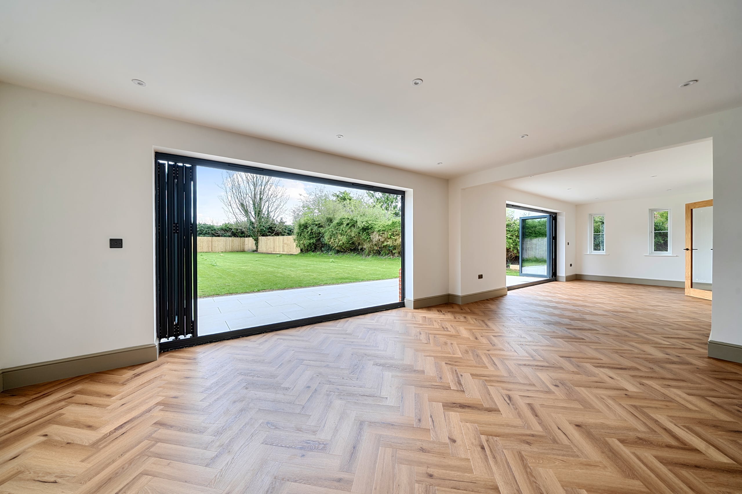 1434644-7-69cbab228d26f